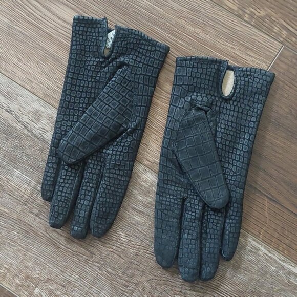Leather gloves - Picture 9 of 16